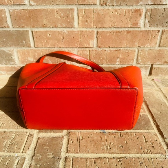 Michael Kors Large Double Handle Tote - Picture 4 of 7